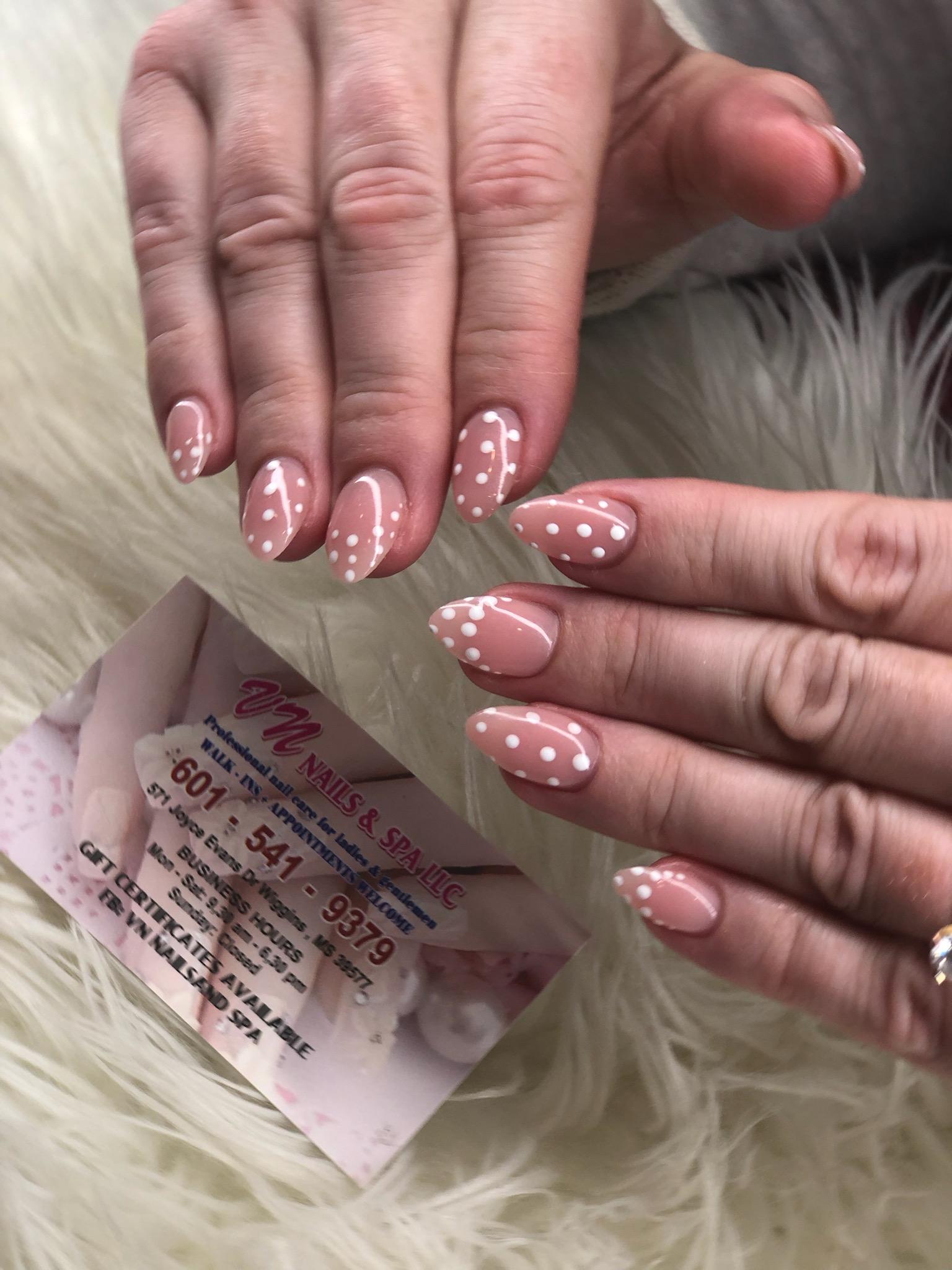 Vn Nails And Spa Wiggins, MS 39577